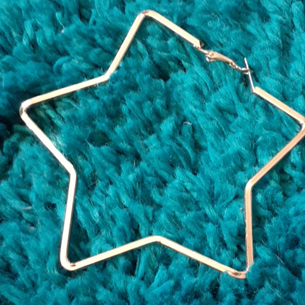 Gold Star Earrings